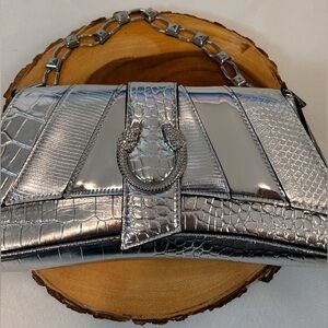 ALDO Scylla Synthetic Medium Silver Tone Shoulder Bag Chain Strap & Serpentine